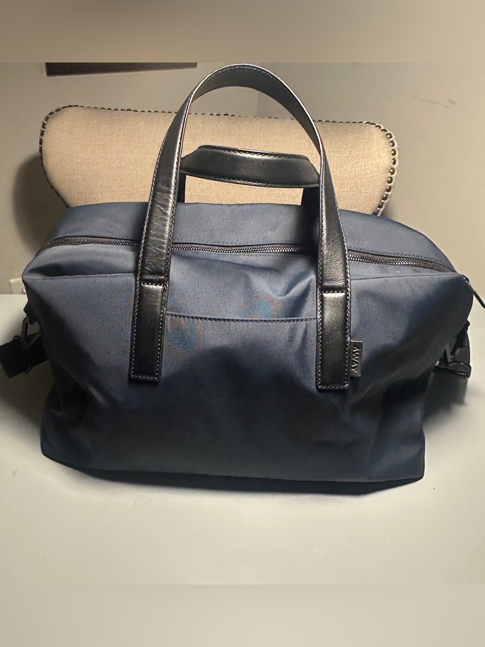 Away Everywhere Bag in Navy – Excellent Used Condition
